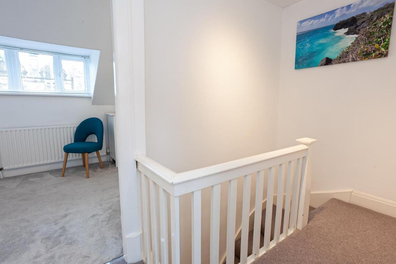 Cosy 2 Bed Apartment - Close To Leeds Centre Buitenkant foto
