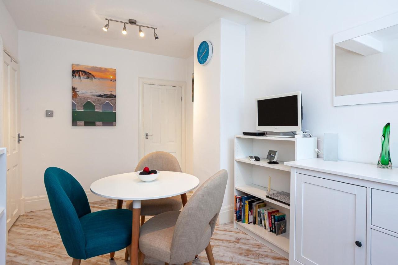 Cosy 2 Bed Apartment - Close To Leeds Centre Buitenkant foto