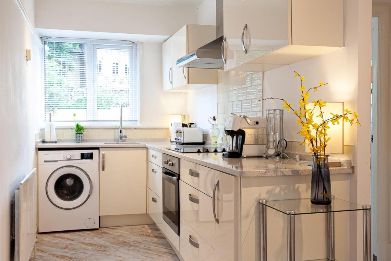 Cosy 2 Bed Apartment - Close To Leeds Centre Buitenkant foto