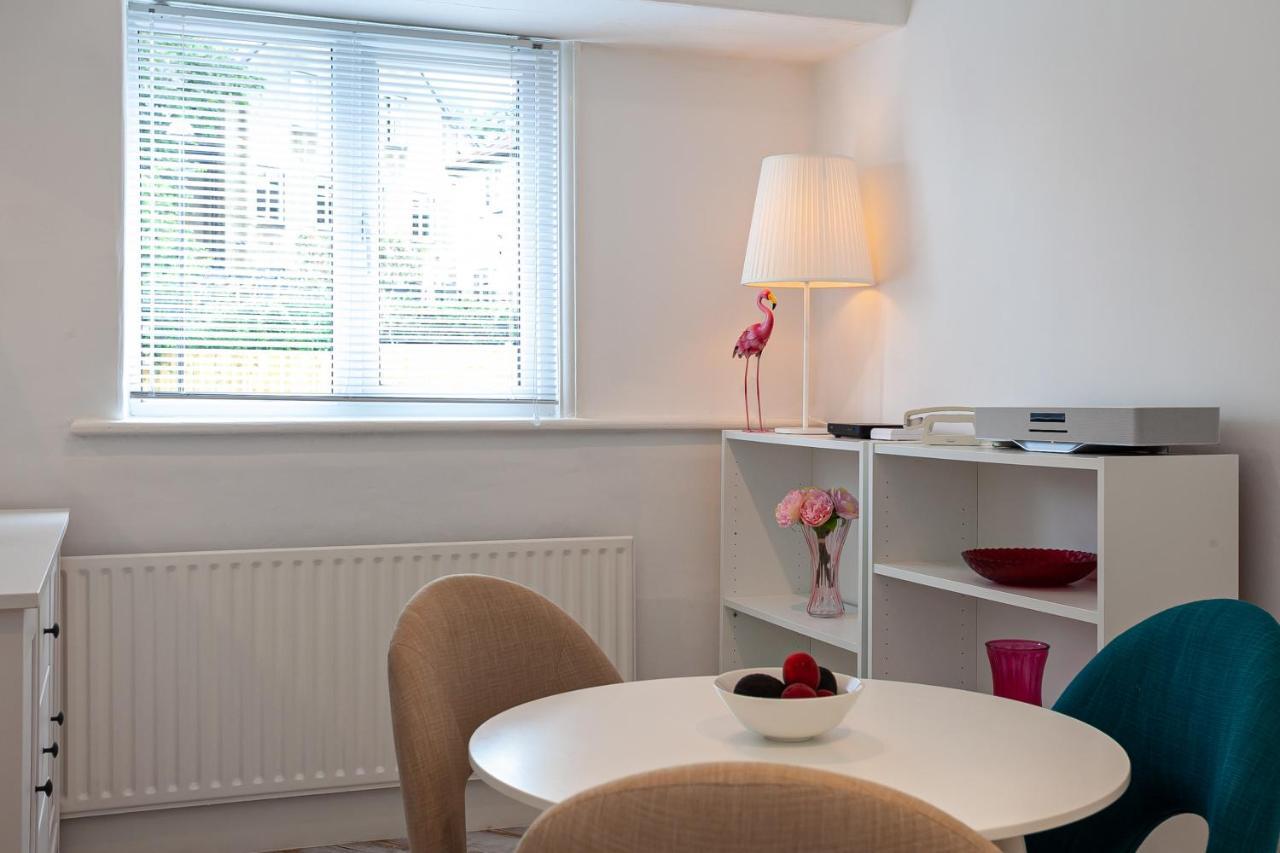 Cosy 2 Bed Apartment - Close To Leeds Centre Buitenkant foto